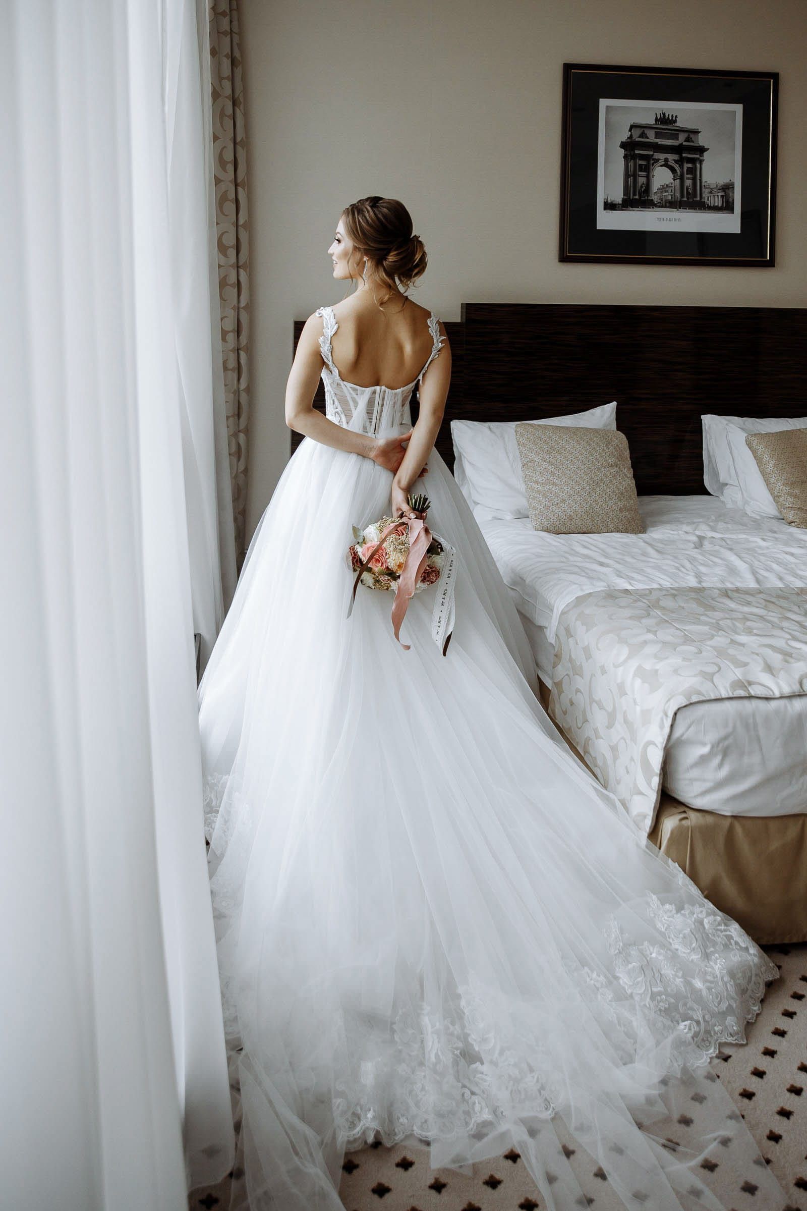 Editorial-style bridal portrait with bouquet, by Tanya Bogdan