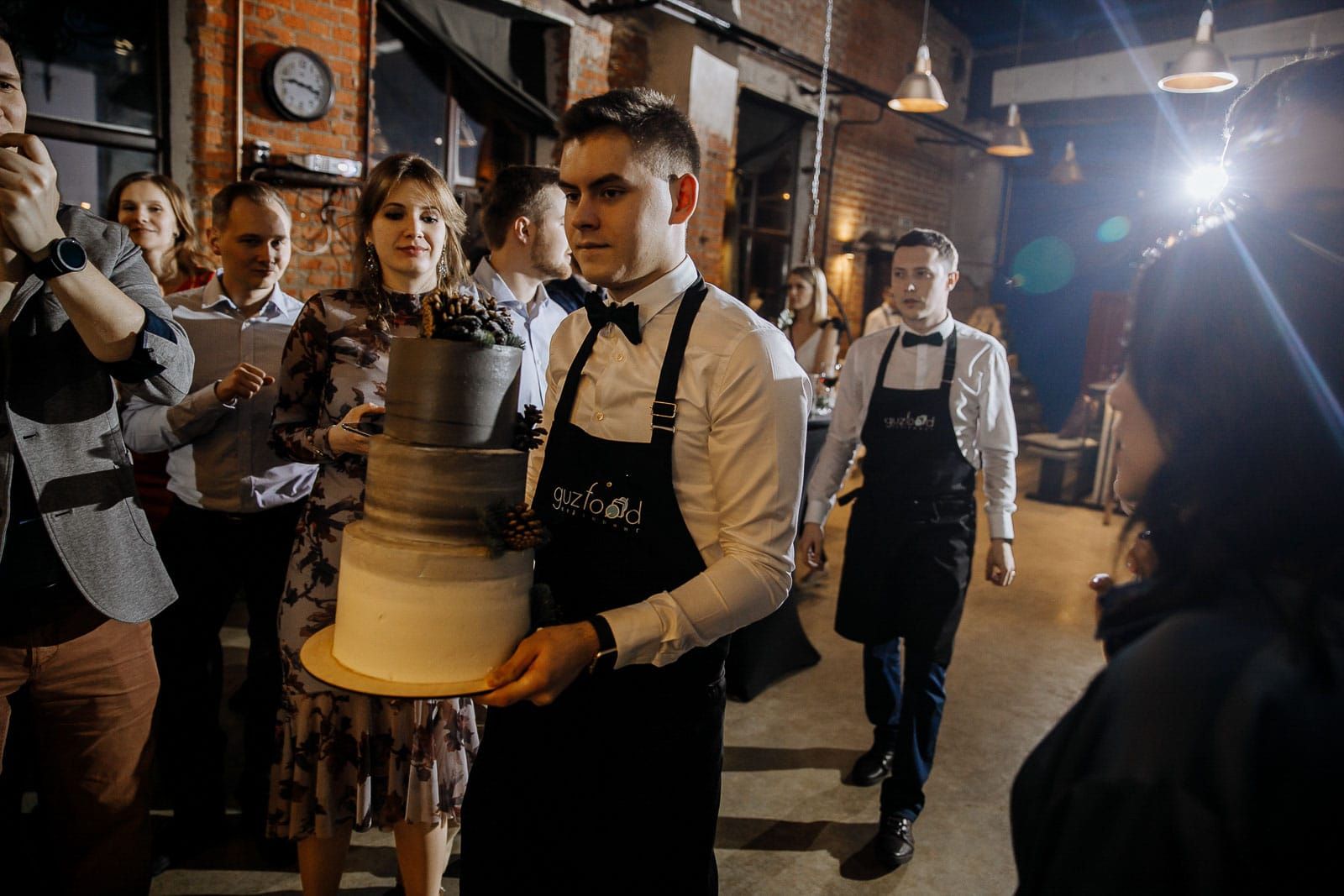 Professional photography of a luxury wedding cake from Tanya Bogdan.