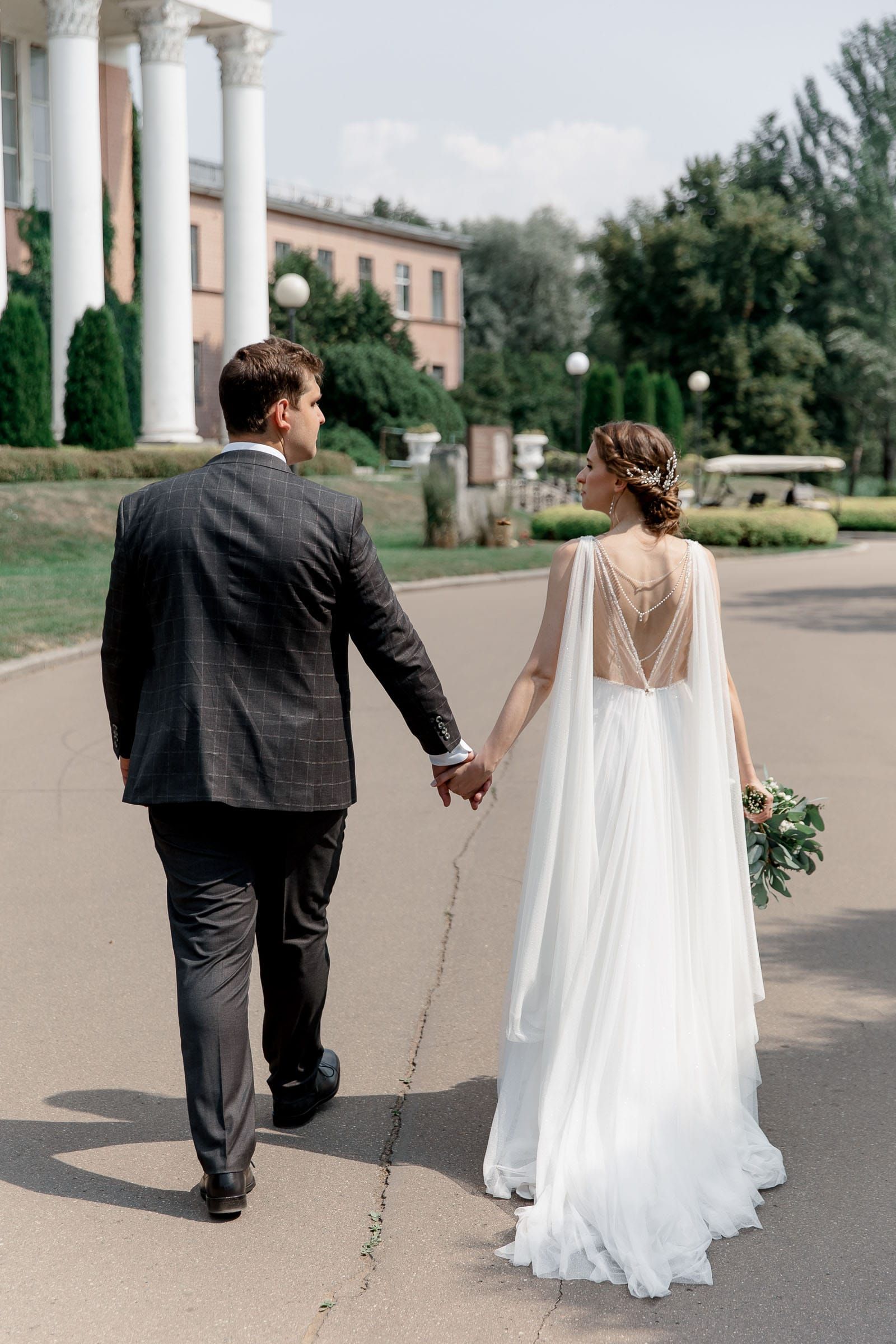 Romantic bride and groom portraits by Devon wedding photographer Tanya Bogdan.