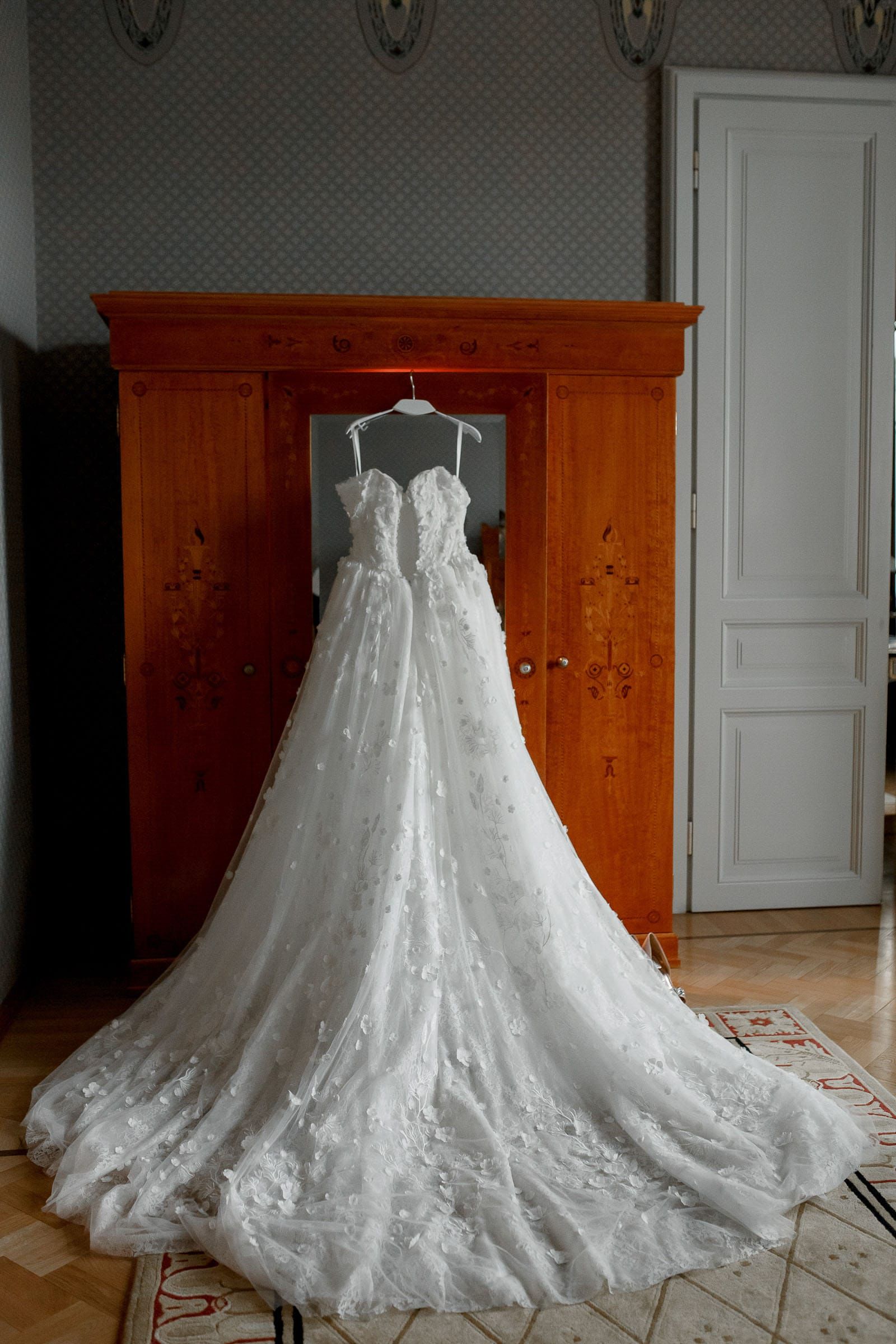 A minimalist editorial photograph of a wedding dress, captured by Tanya Bogdan, available for weddings in the Cotswolds and London.