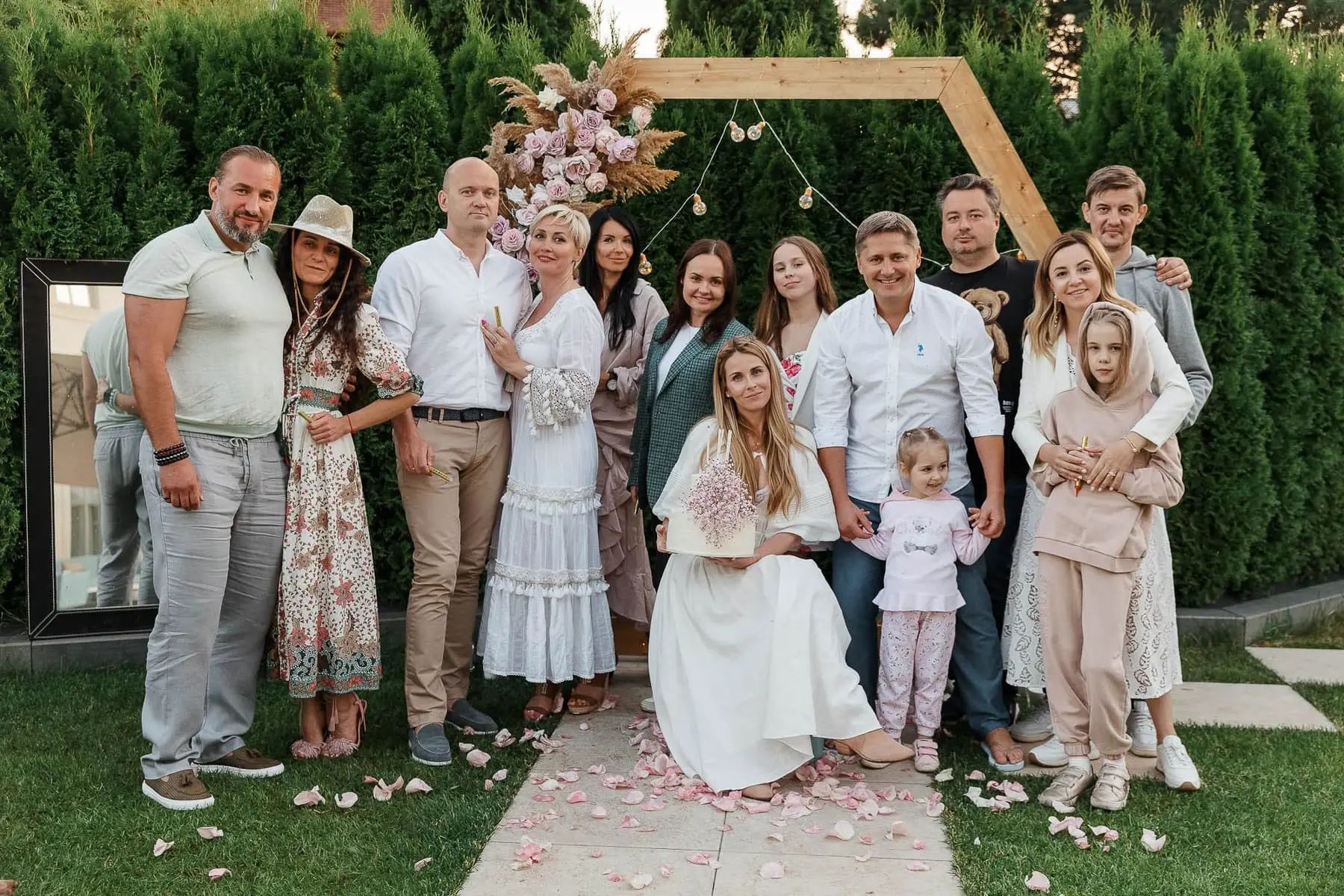A professional family portrait taken at a bespoke outdoor event by Padstow photographer Tanya Bogdan.