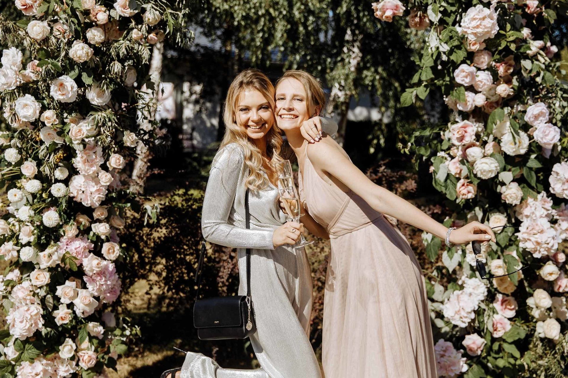 Cornwall wedding photographer Tanya Bogdan, now booking for 2026.