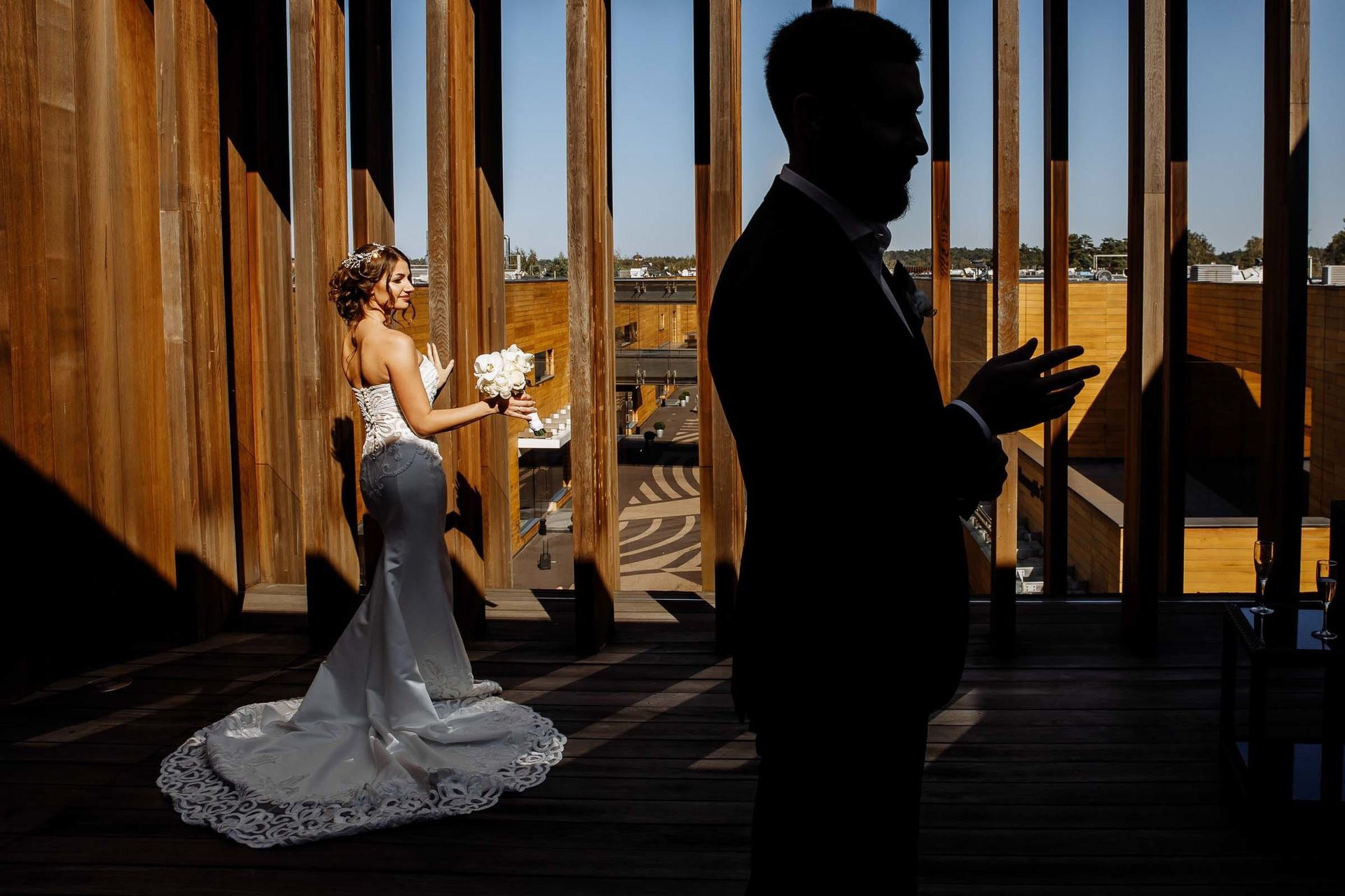 London wedding photographer Tanya Bogdan capturing an editorial city-style vibe with groom silhouette.
