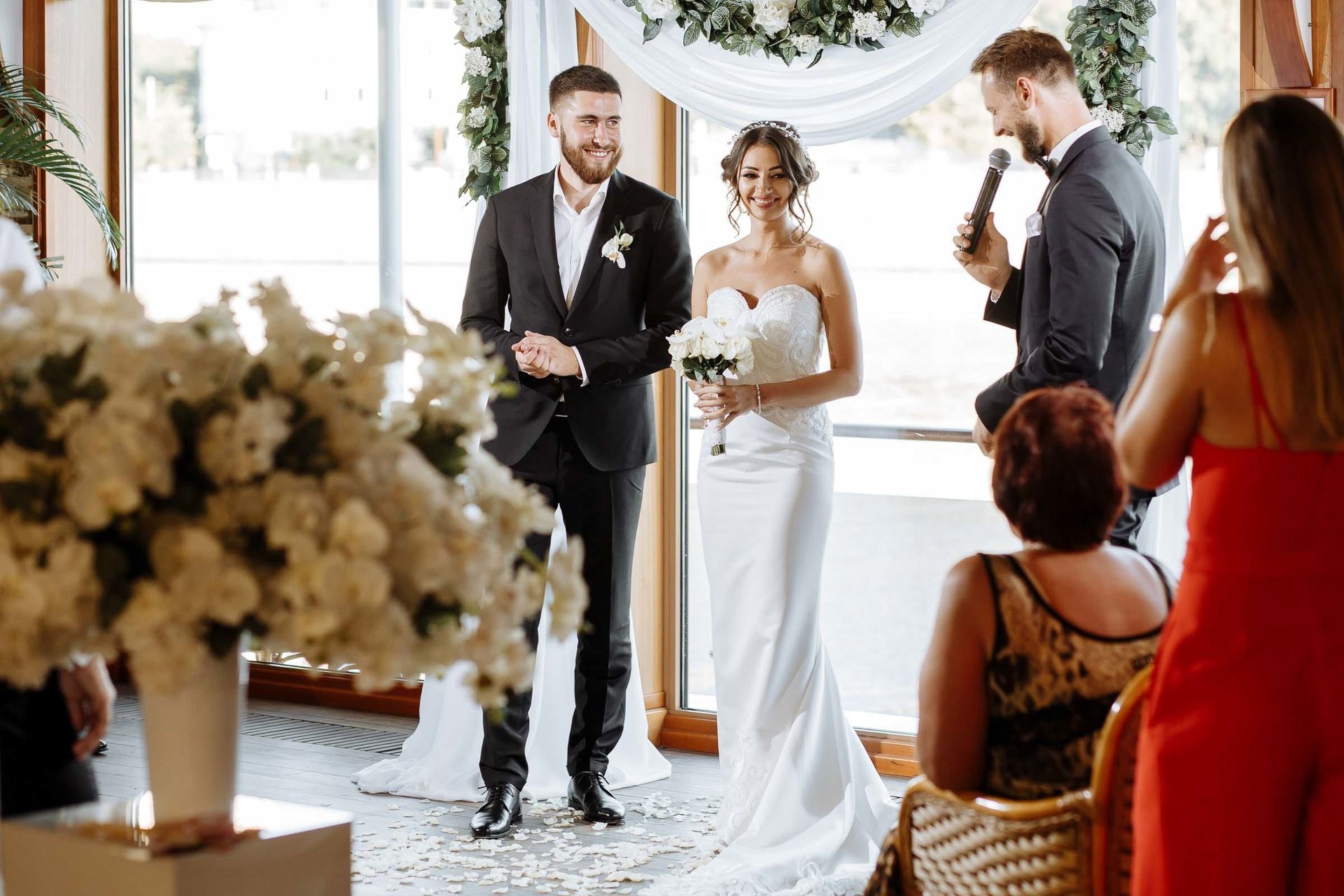 Authentic documentary ceremony moments by Bude wedding photographer Tanya Bogdan.