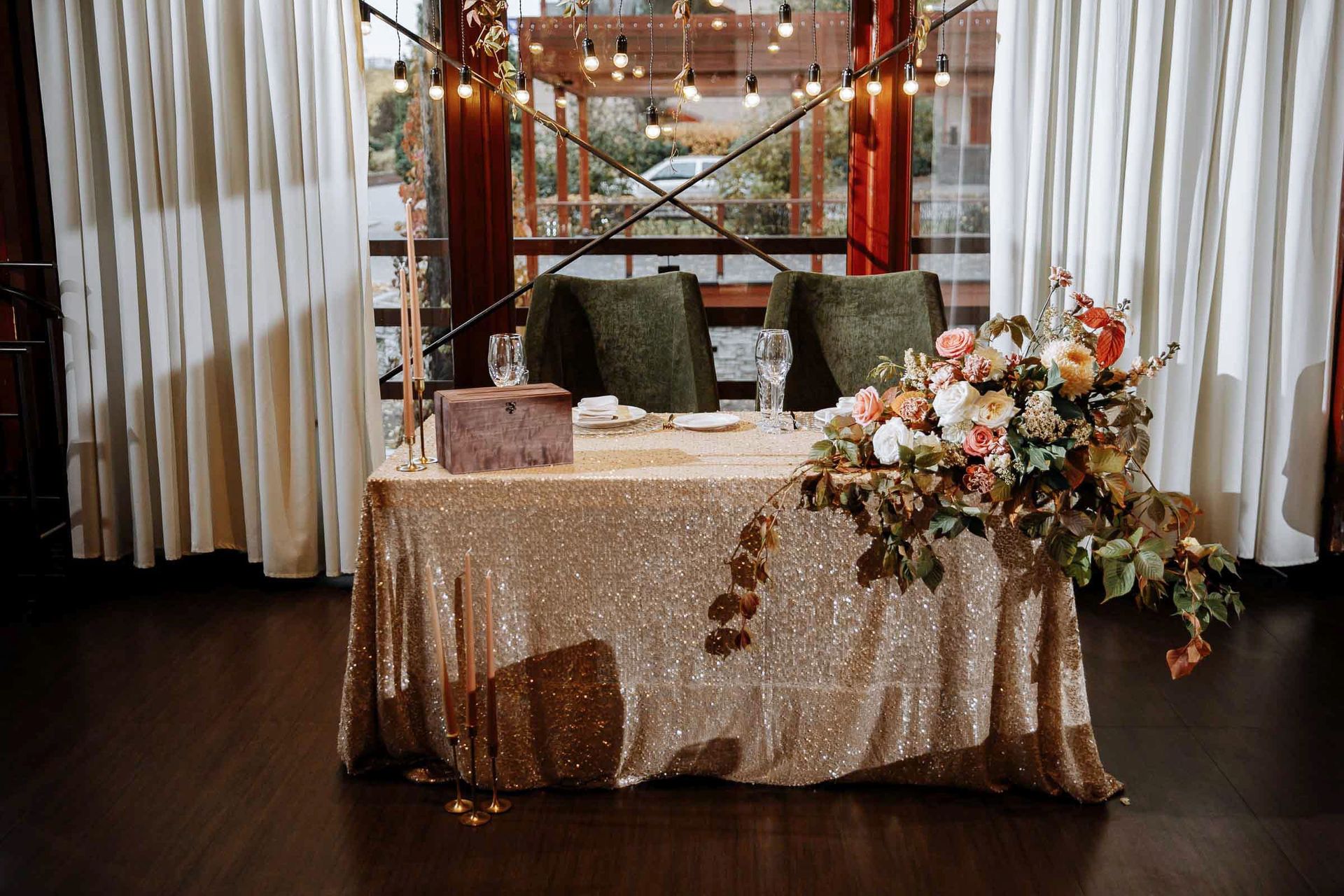 Top table details photography by Bude wedding photographer Tanya Bogdan.