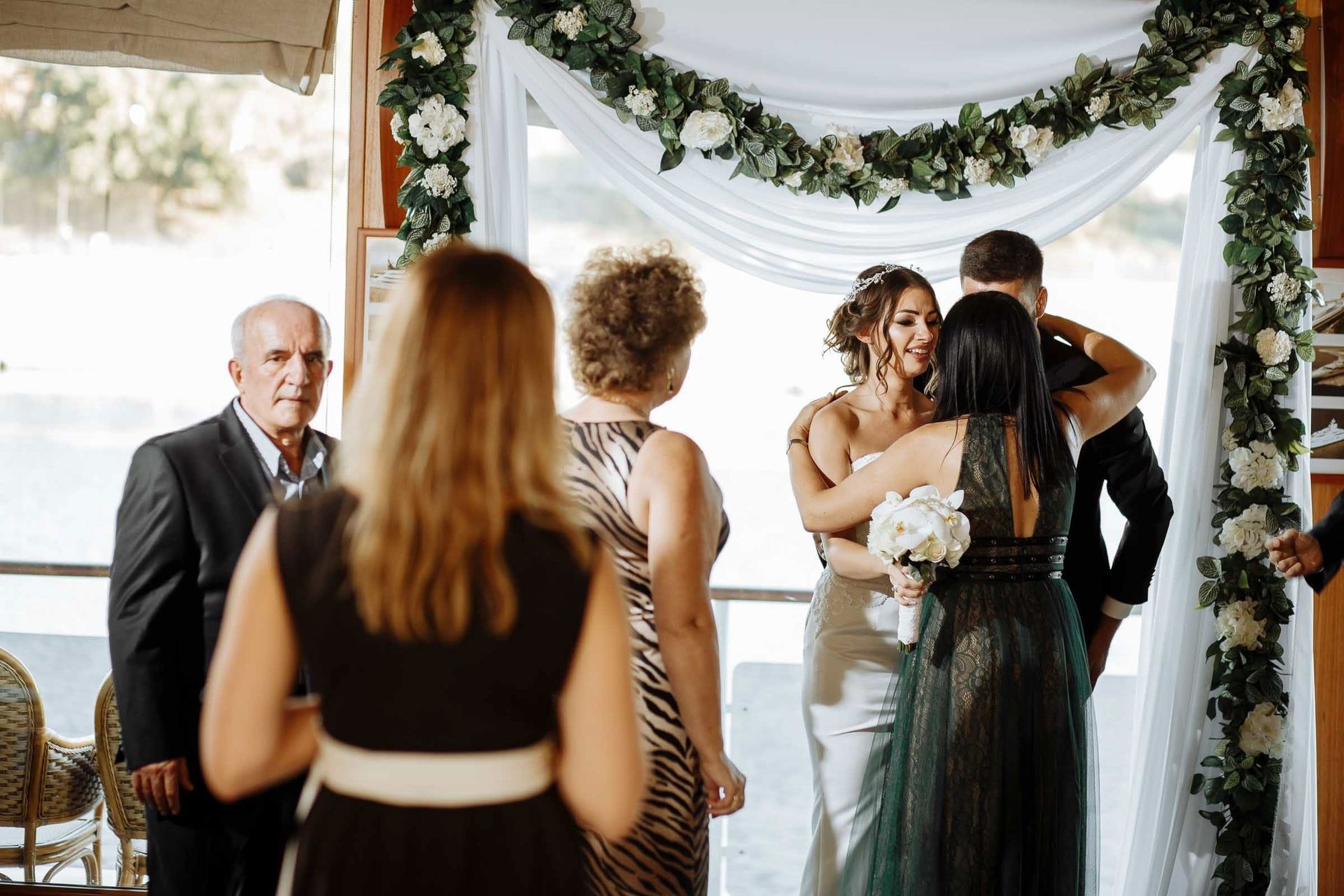 Tanya Bogdan captures traditional yet candid ceremony photography.