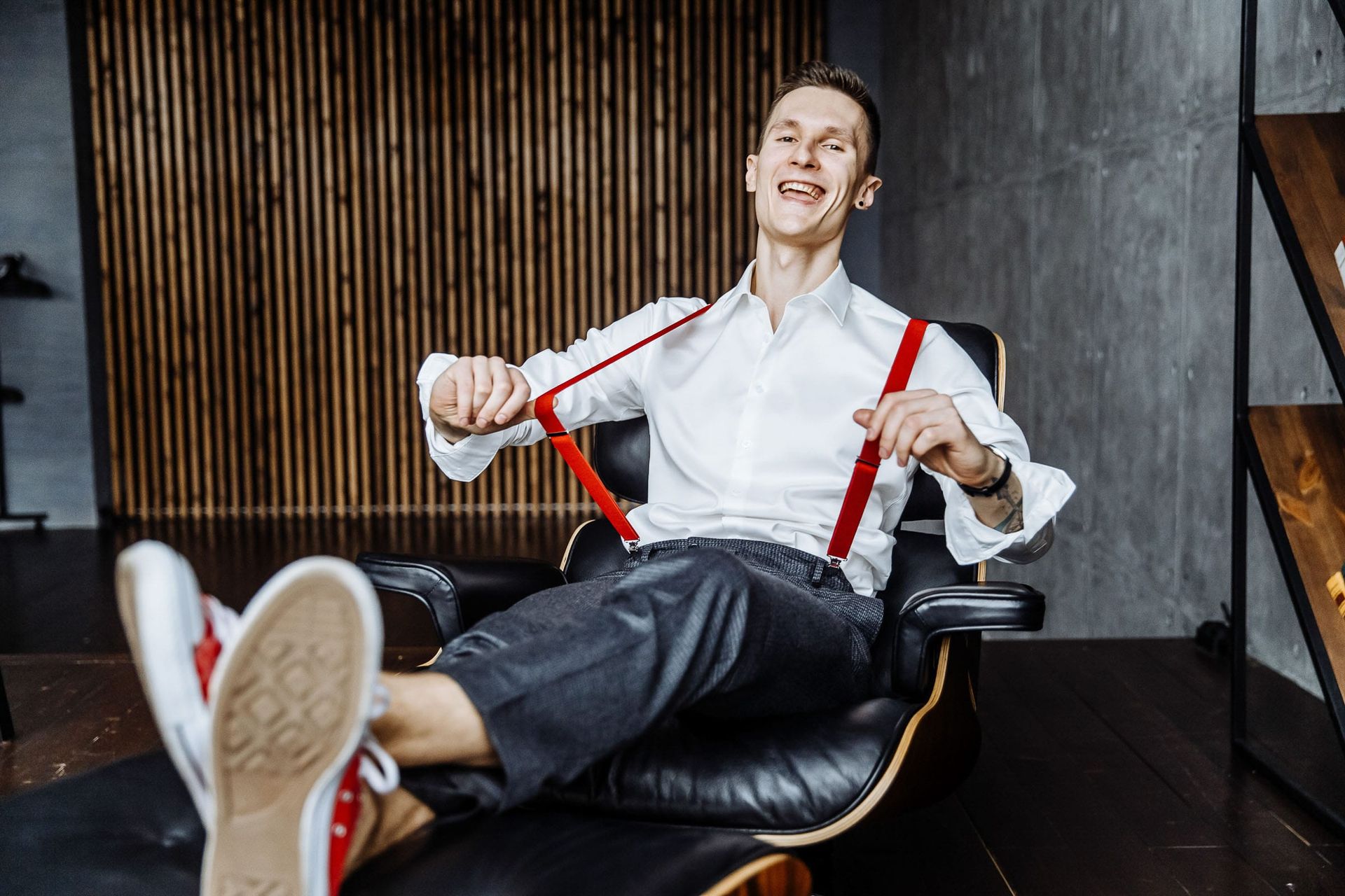 Relaxed and natural studio photography from Tanya Bogdan.