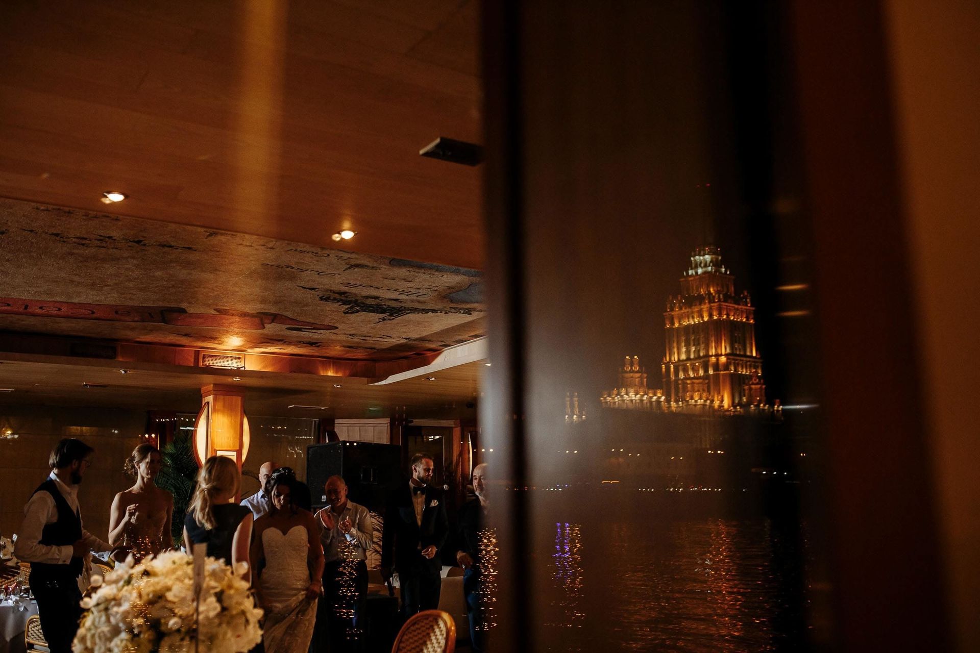 Documentary-style reception photography by Tanya Bogdan.