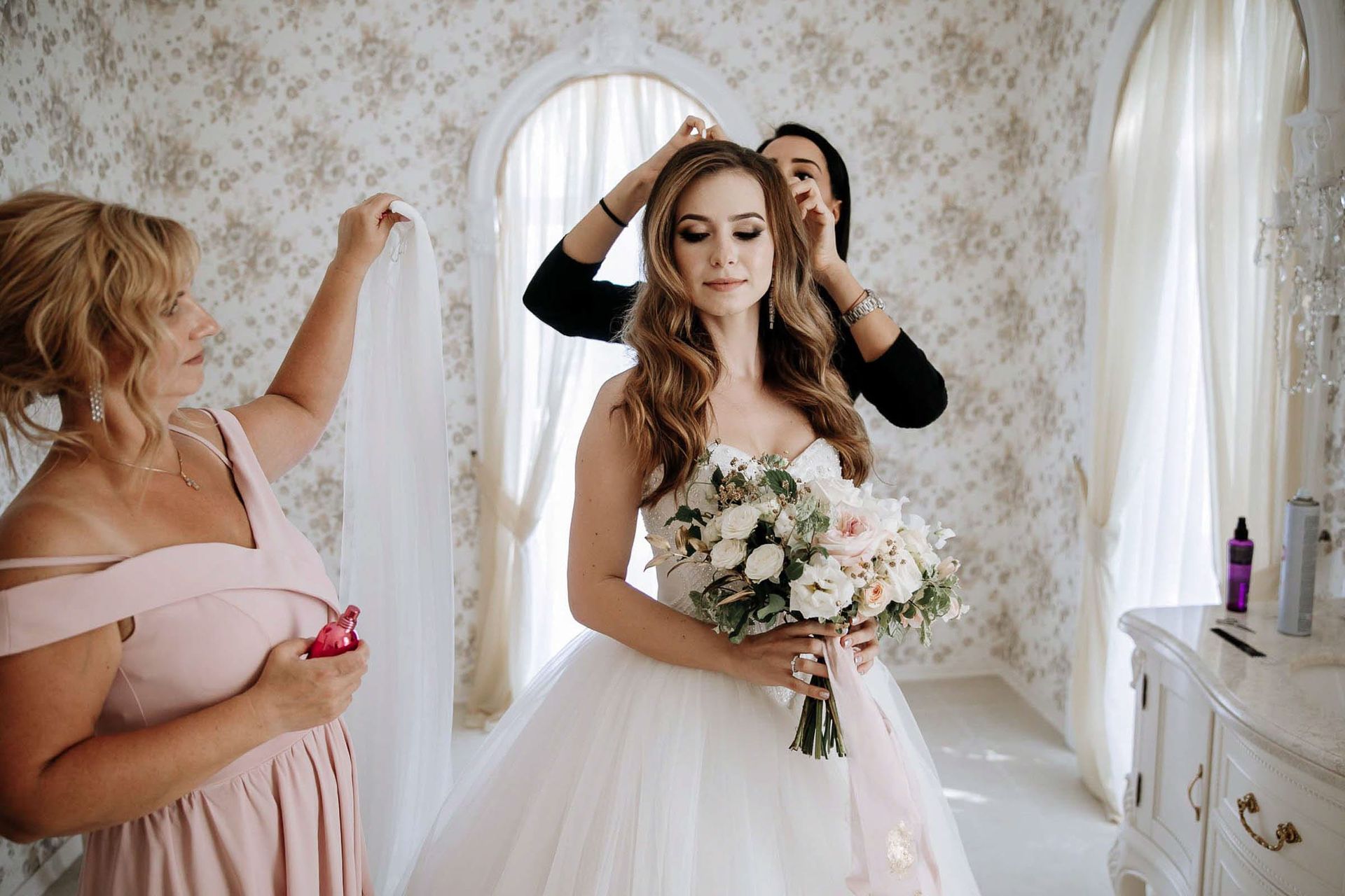 Natural, unposed documentary wedding photography of the bridal preparations by Tanya Bogdan.